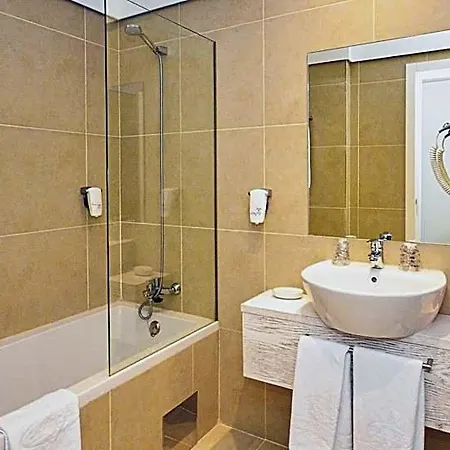 Solar Bom Jesus 4*